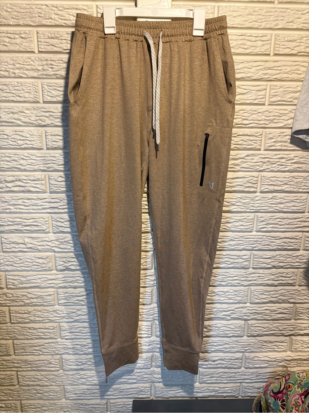 Vuori Sunday Performance Joggers